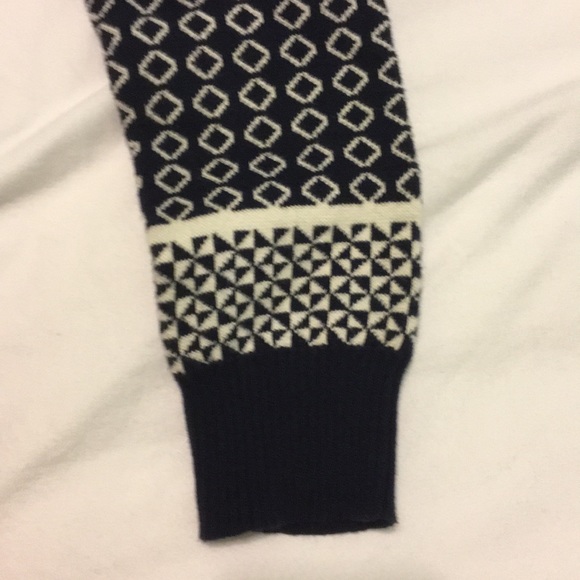 Small navy and white thick sweater 100% cotton - Picture 6 of 6